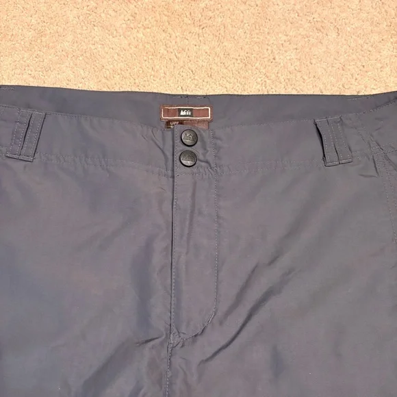 REI Nylon Cargo Shorts Womens Size 16 XL Dark Grey UPF 50 Secure Pockets Outdoor - Picture 2 of 11